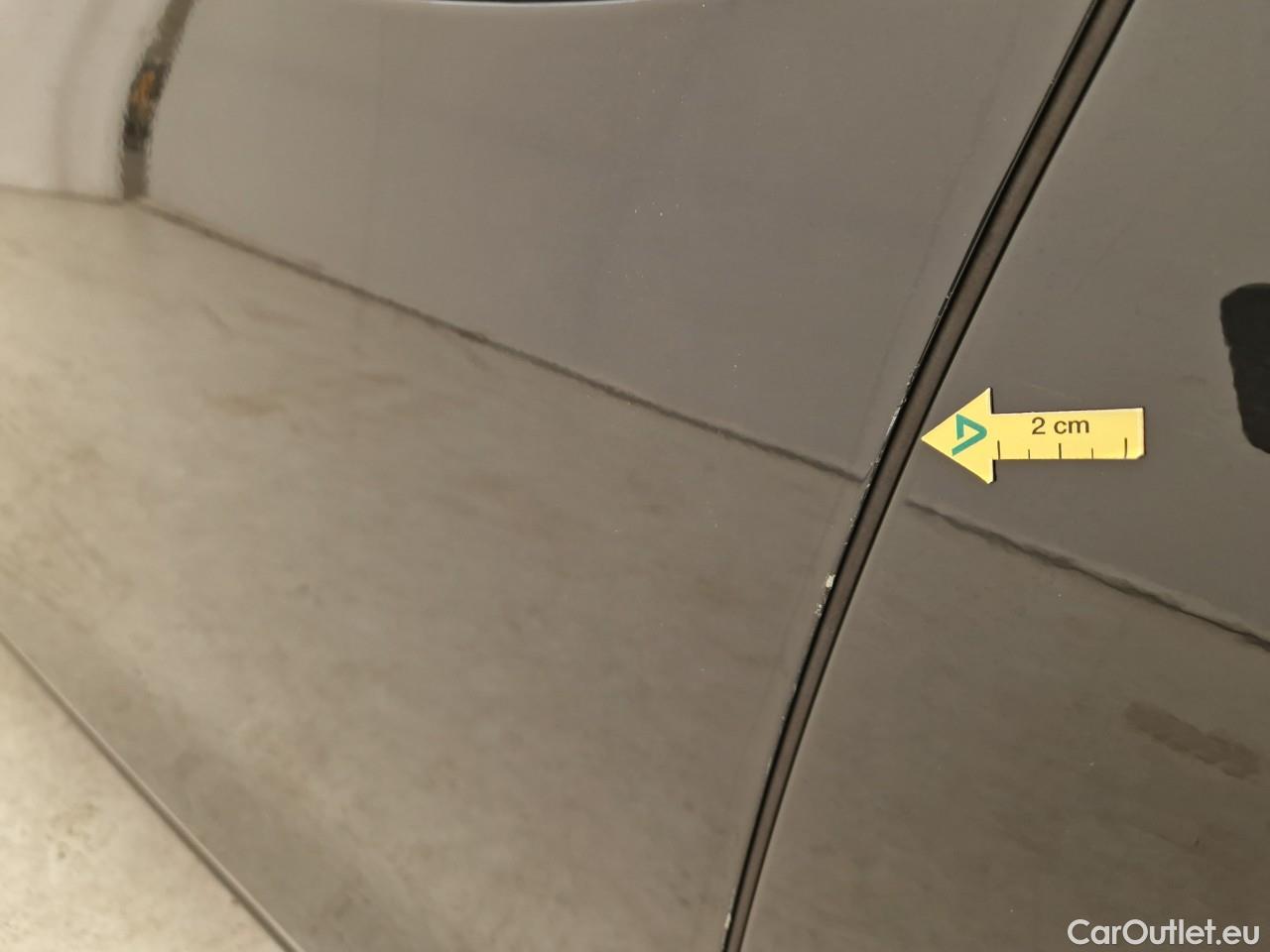  Volkswagen  Golf  2.0 TDI 116HP DSG Life Variant #2