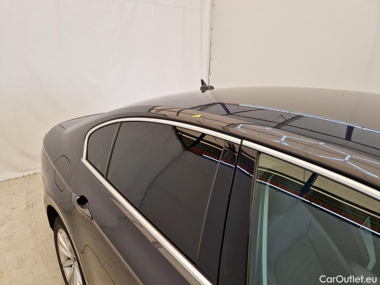  Volkswagen  Passat Highline 2.0 TDI DSG 150 CP #21