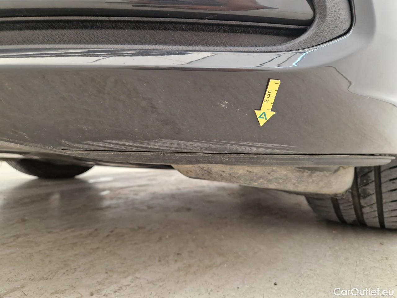  Volkswagen  Golf  2.0 TDI 116HP DSG Life Variant #9