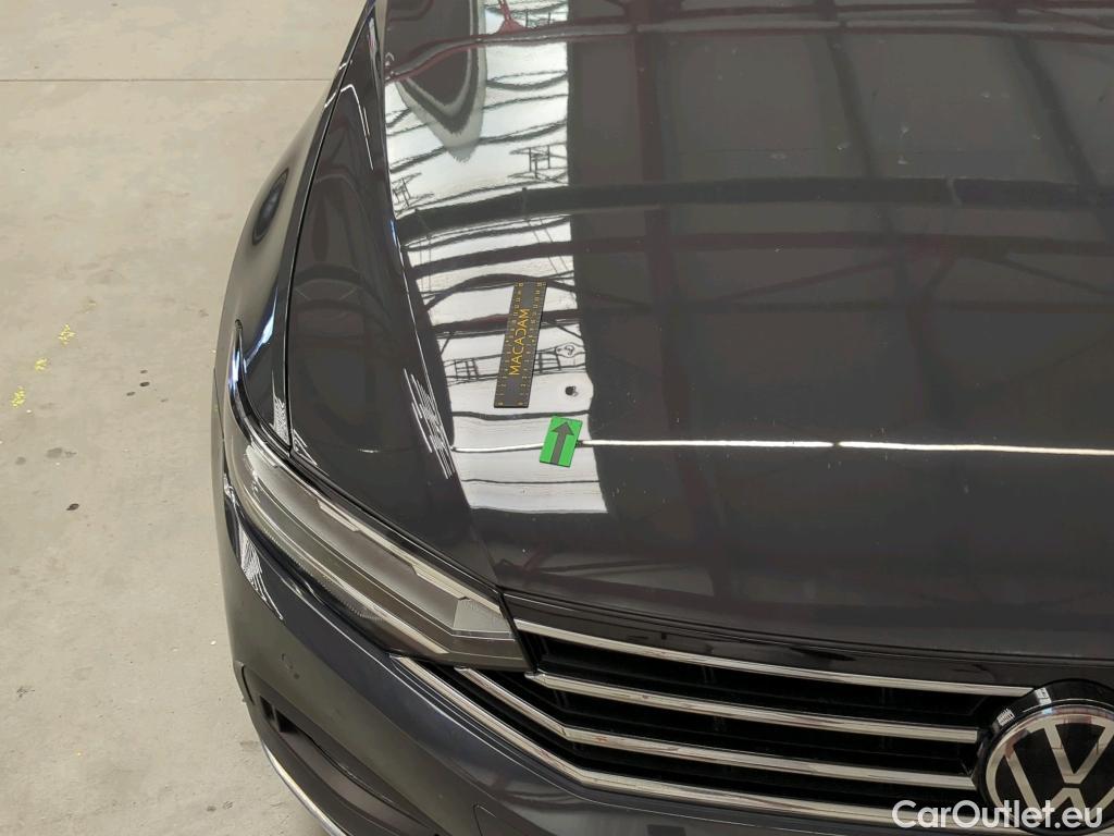  Volkswagen  Passat Highline 2.0 TDI DSG 150 CP #3