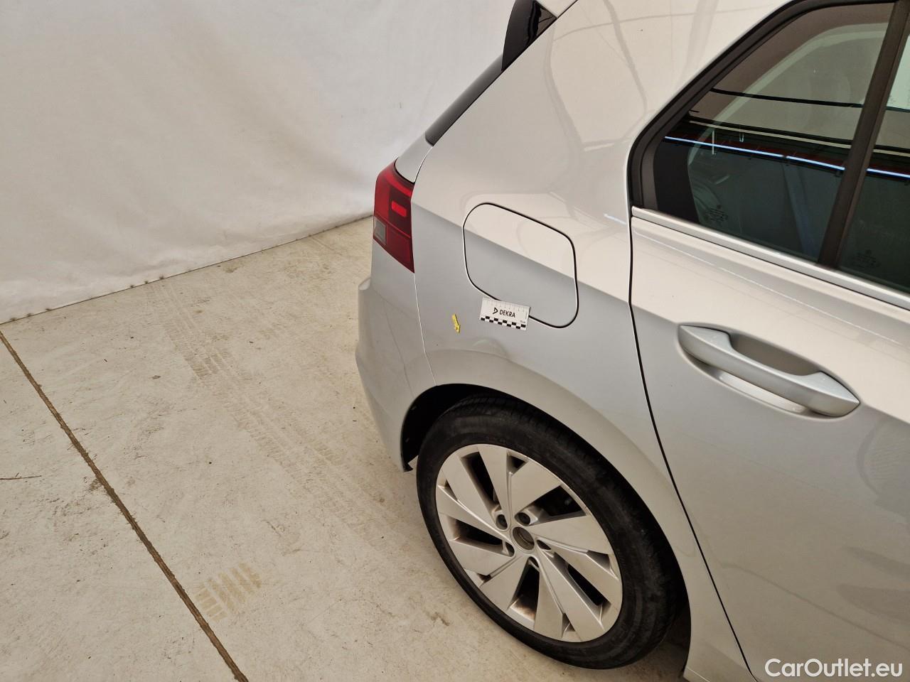  Volkswagen  Golf  Style 2.0 TDI DSG #22