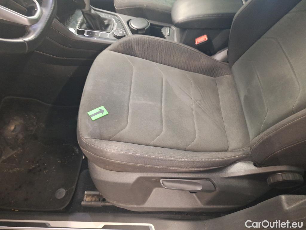  Volkswagen  Tiguan Elegance 2.0 TDI 200CP DSG 4Motion #39