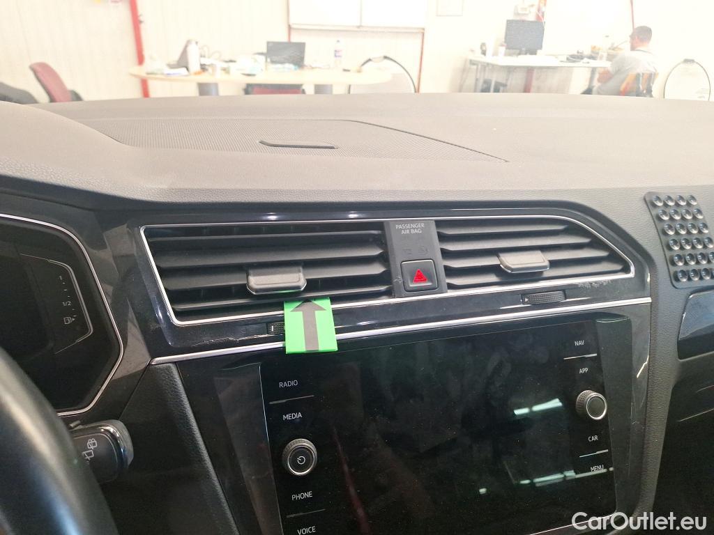  Volkswagen  Tiguan Elegance 2.0 TDI 200CP DSG 4Motion #13