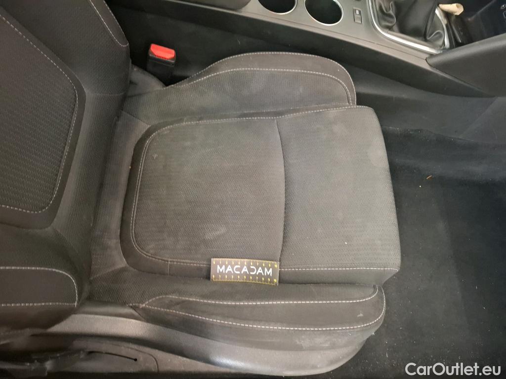  Renault  Megane  IV Berline 5pt. Business 1.5 dCi 115CV BVM6 E6d #19
