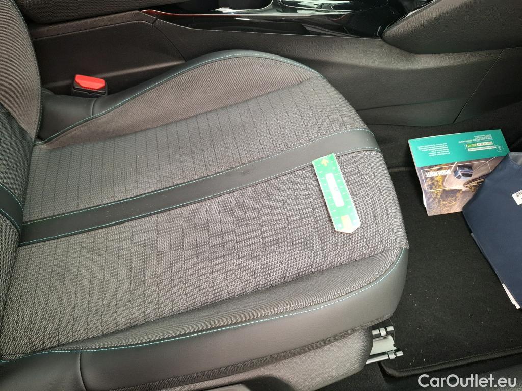  Peugeot  2008 PEUGEOT  / 2019 / 5P / Crossover PureTech 130 S&S EAT8 ALLURE BUSINESS #5