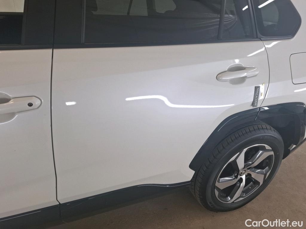  Toyota  RAV4 TOYOTA  Hybride / 2020 / 5P / SUV Hybrid PHEV AWD Design Business Beyond #1