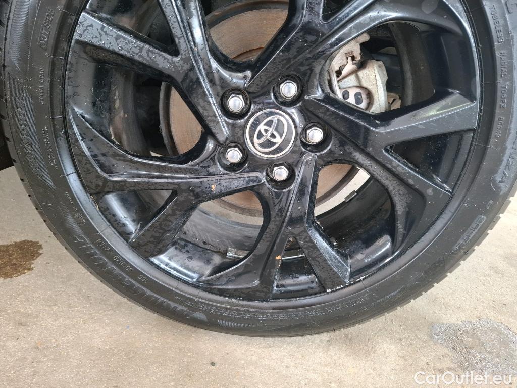  Toyota  C-HR TOYOTA  / 2016 / 5P / SUV 1.8 HYBRIDE 122 GRAPHIC #8