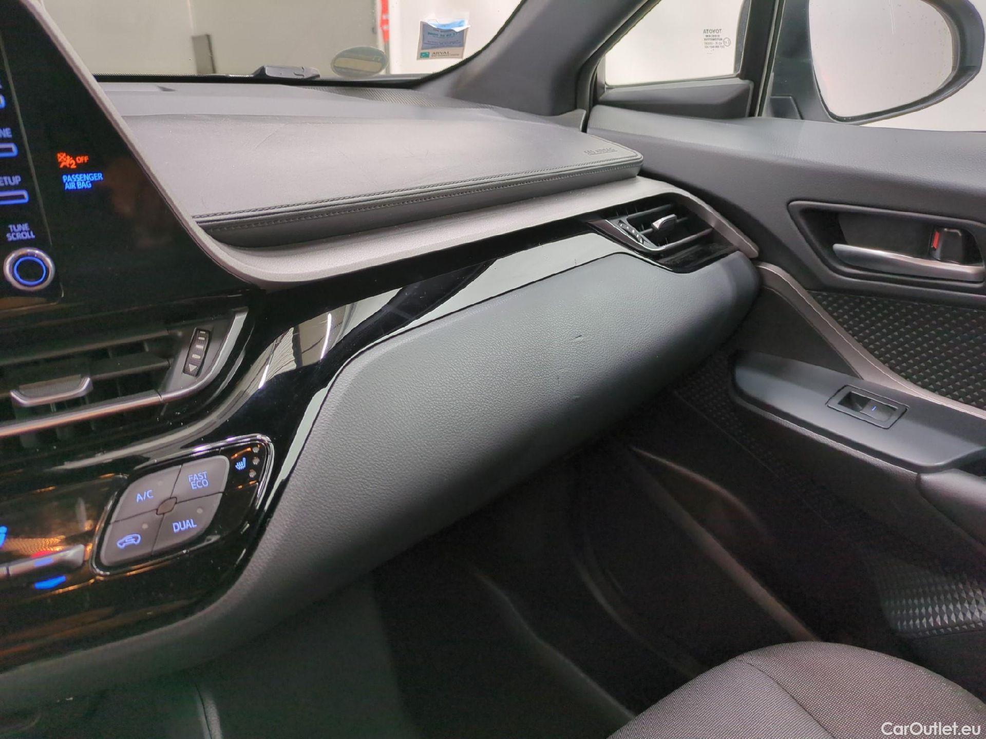  Toyota  C-HR TOYOTA  / 2016 / 5P / SUV 2.0 Hybride 184 Dynamic Business Beyond #2