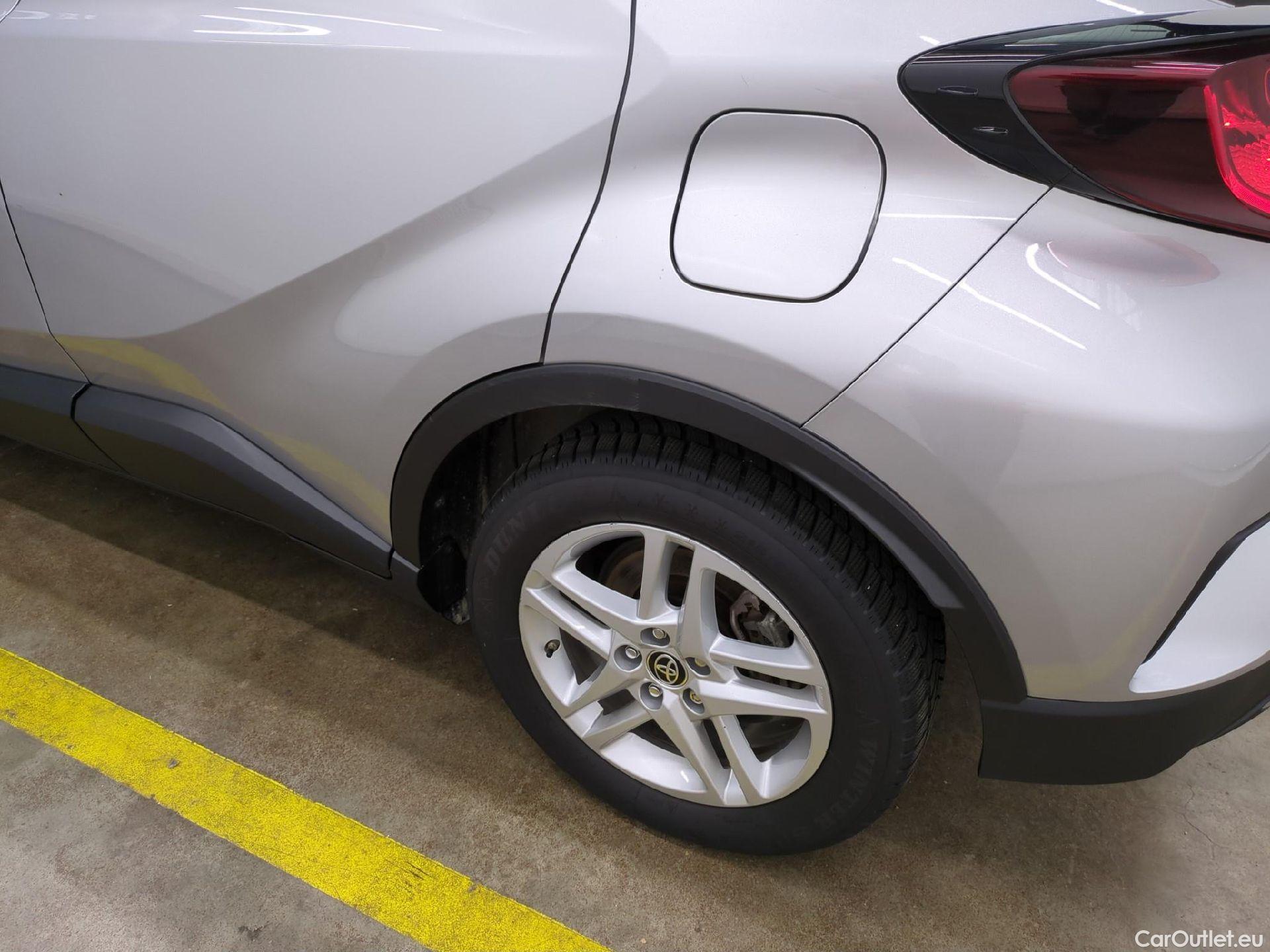  Toyota  C-HR TOYOTA  / 2016 / 5P / SUV 2.0 Hybride 184 Dynamic Business Beyond #23