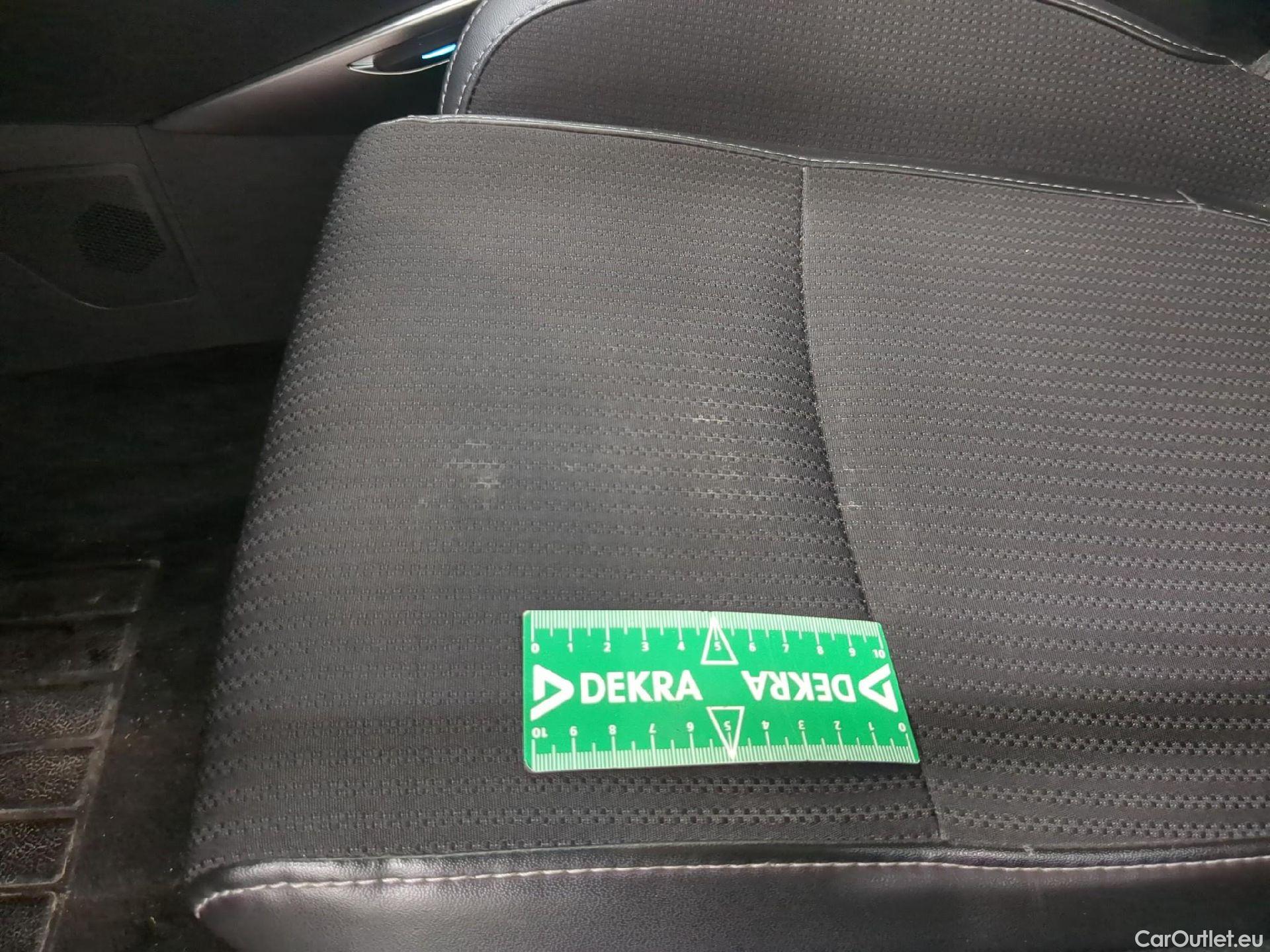  Renault  Megane  IV Berline 5 ptes. Techno 1.5 dCi 115CV BVA7 E6d #7