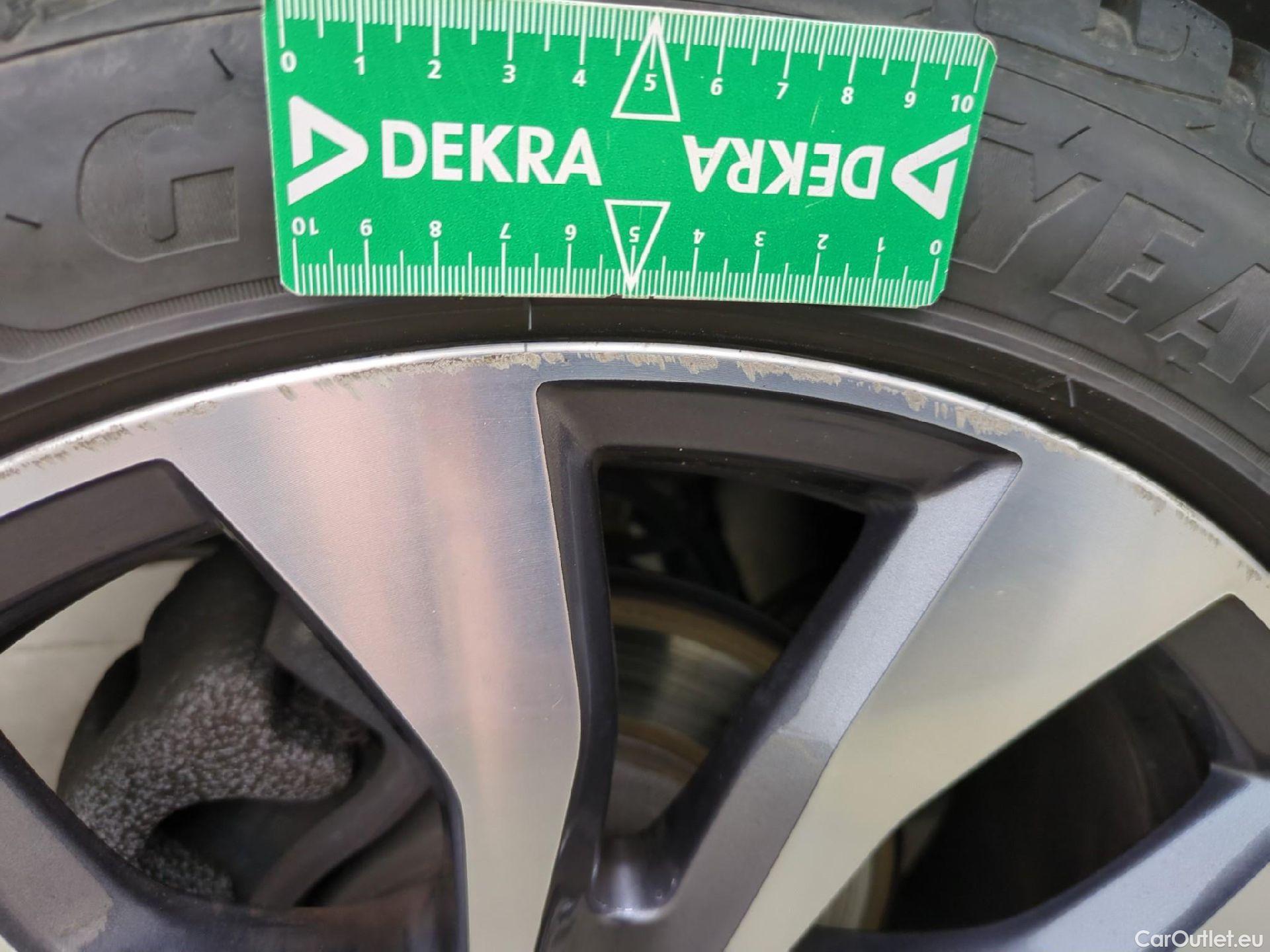  Renault  Megane  IV Berline 5 ptes. Techno 1.5 dCi 115CV BVA7 E6d #18