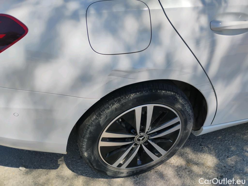  Mercedes  A-Klasse Clase A A 250 e (177.186) 1.3 215CV AT8 E6d #17