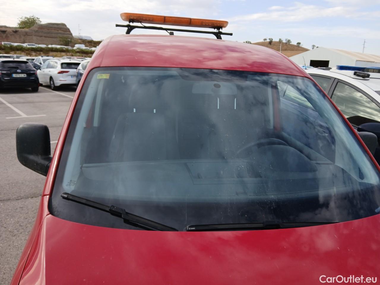  Volkswagen  Caddy  Profesional Furgón BMT 2.0 TDI 100CV MT5 E6 #18