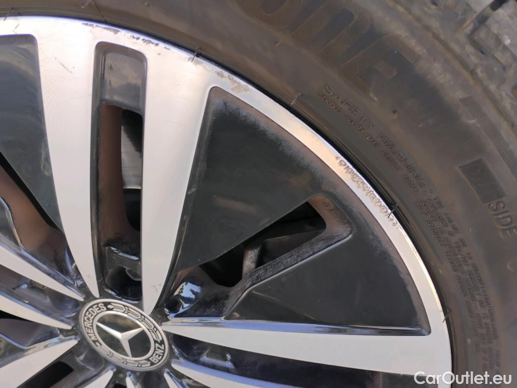  Mercedes  A-Klasse Clase A A 250 e (177.186) 1.3 215CV AT8 E6d #14