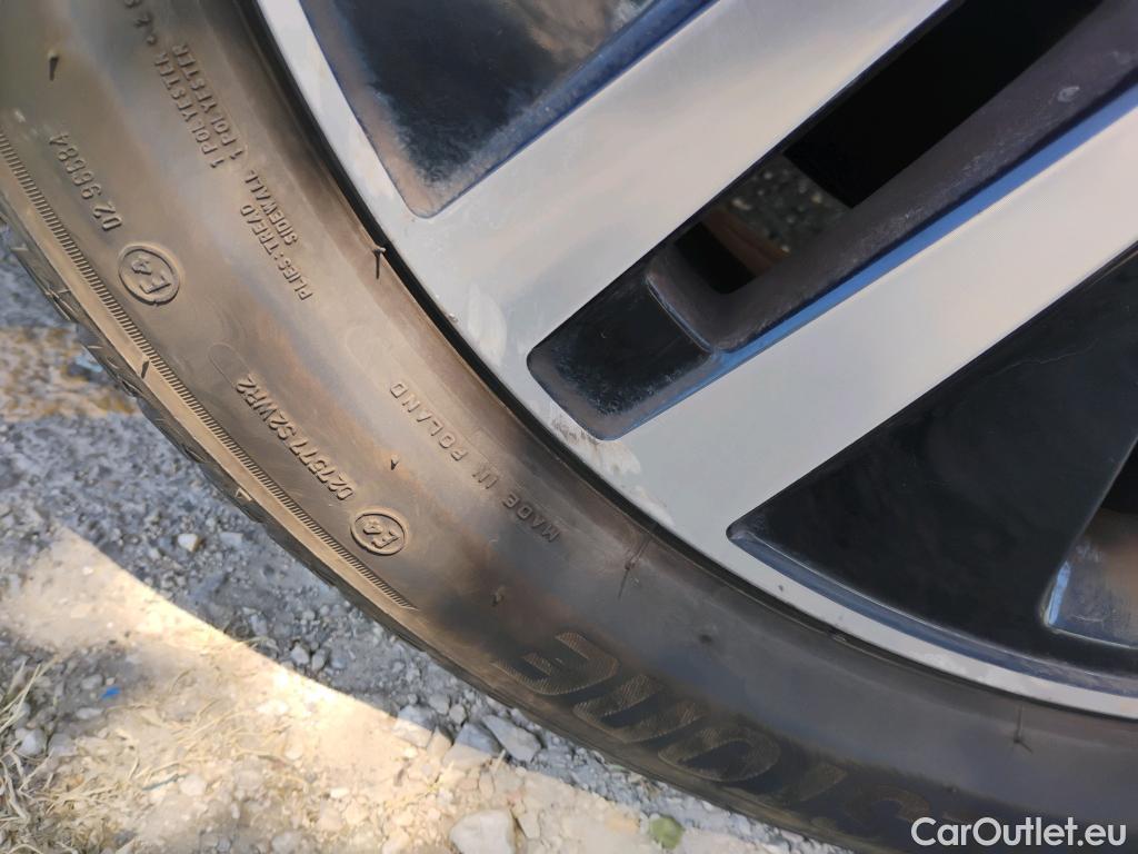 Mercedes  A-Klasse Clase A A 250 e (177.186) 1.3 215CV AT8 E6d #15