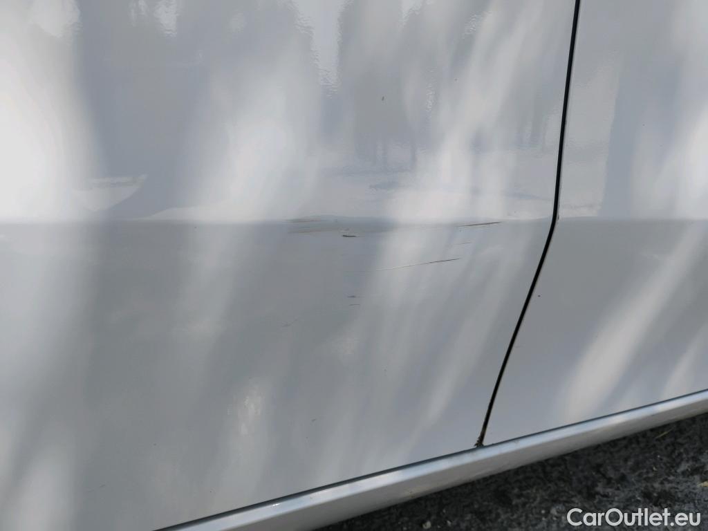  Mercedes  A-Klasse Clase A A 250 e (177.186) 1.3 215CV AT8 E6d #12