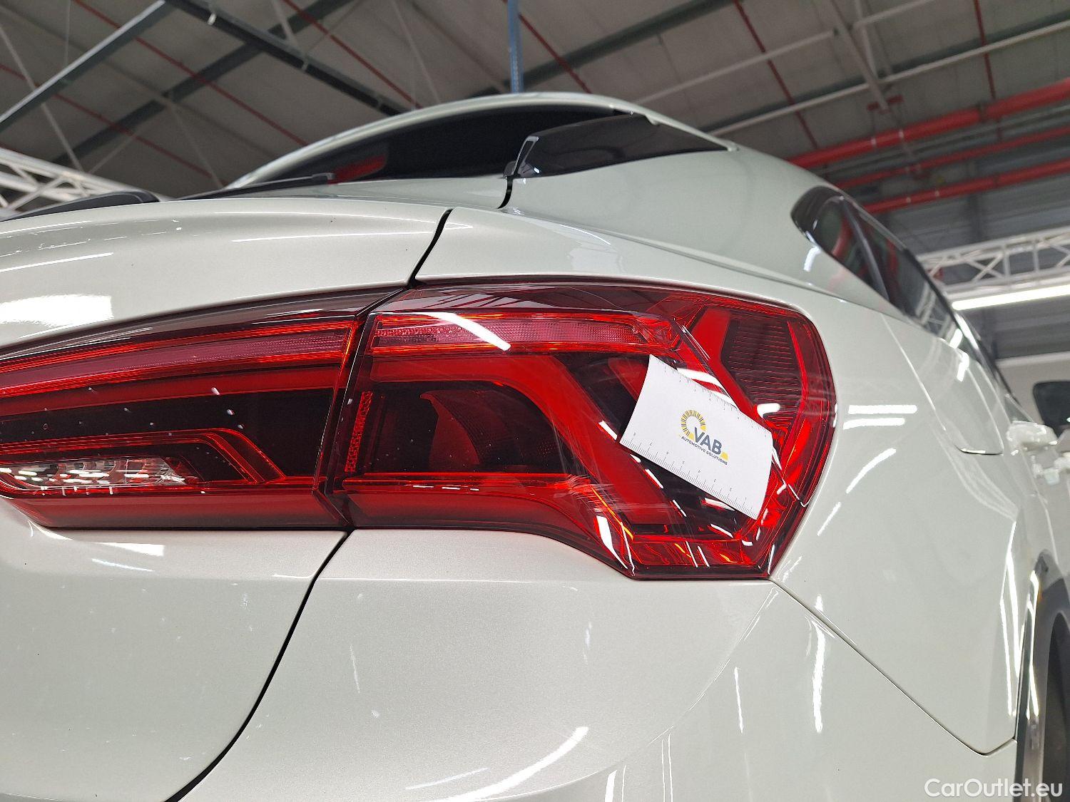  Audi  Q3 Audi,  SB '19 PHEV, Audi  Sportback 45 TFSI e S tronic S Line 5d #4