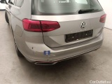  Volkswagen  Passat Volkswagen  Variant 2.0 TDI SCR 140kW DSG7 Elegance Business 5d #31