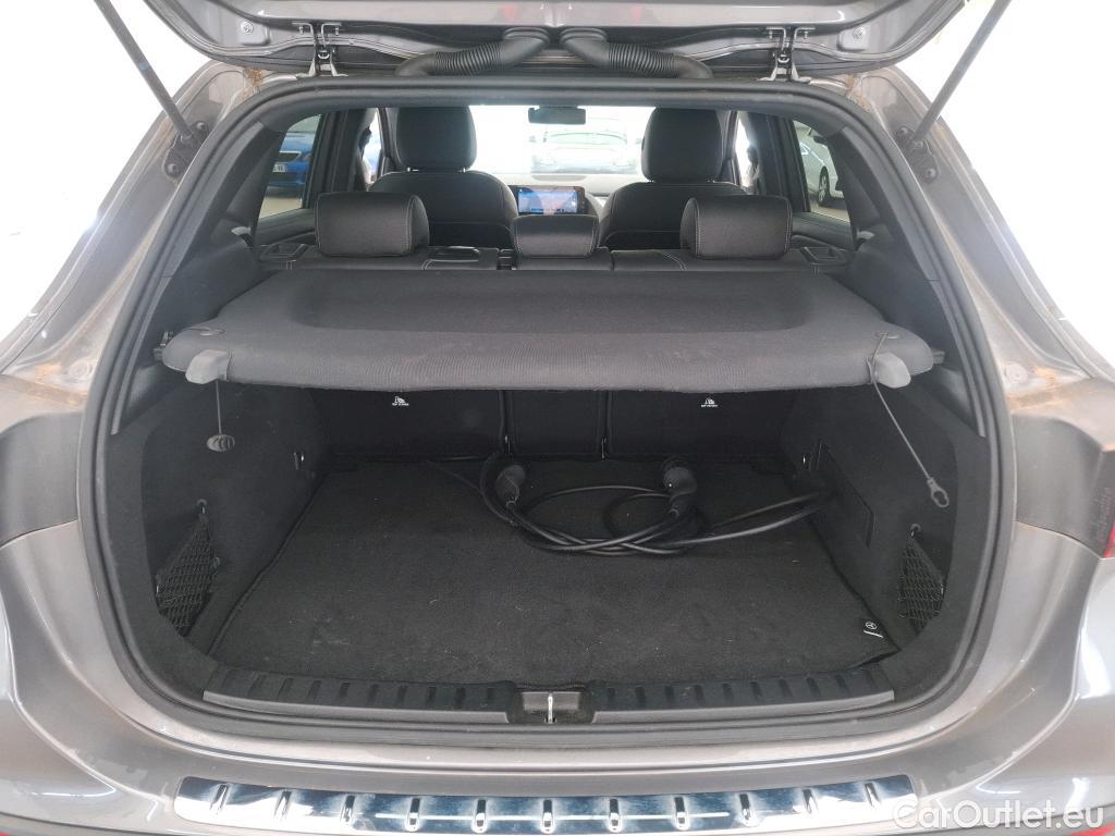  Mercedes  GLA MERCEDES-BENZ  / 2020 / 5P / SUV 1.3  250 e BUSINESS LINE DCT #1
