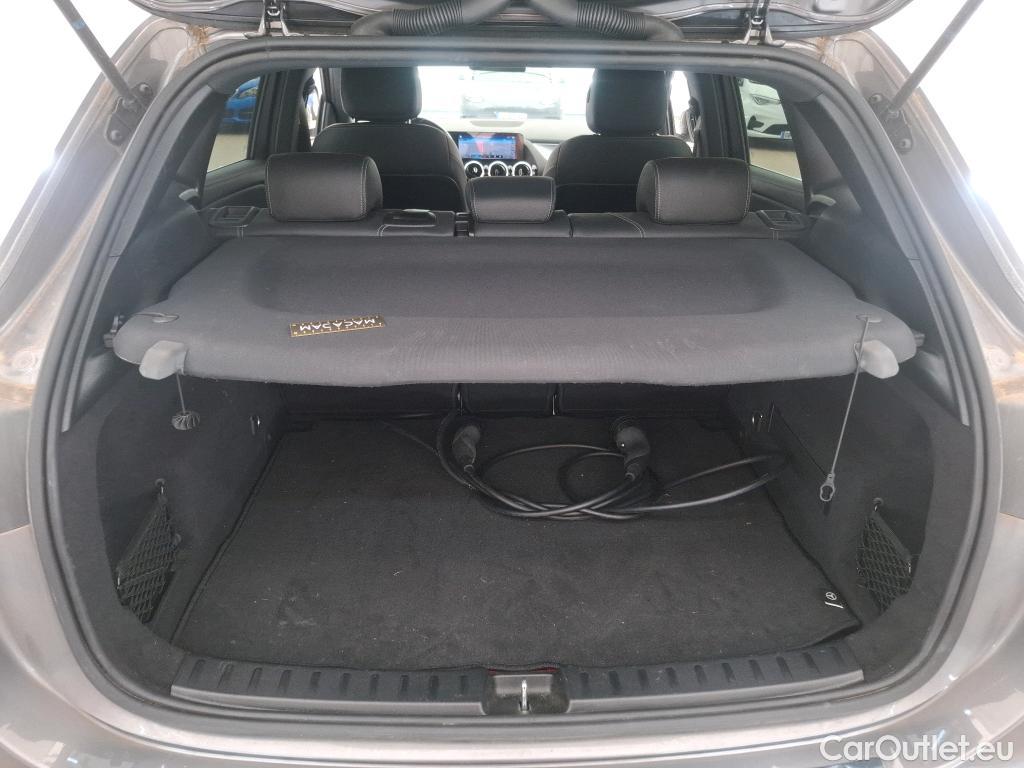  Mercedes  GLA MERCEDES-BENZ  / 2020 / 5P / SUV 1.3  250 e BUSINESS LINE DCT #2