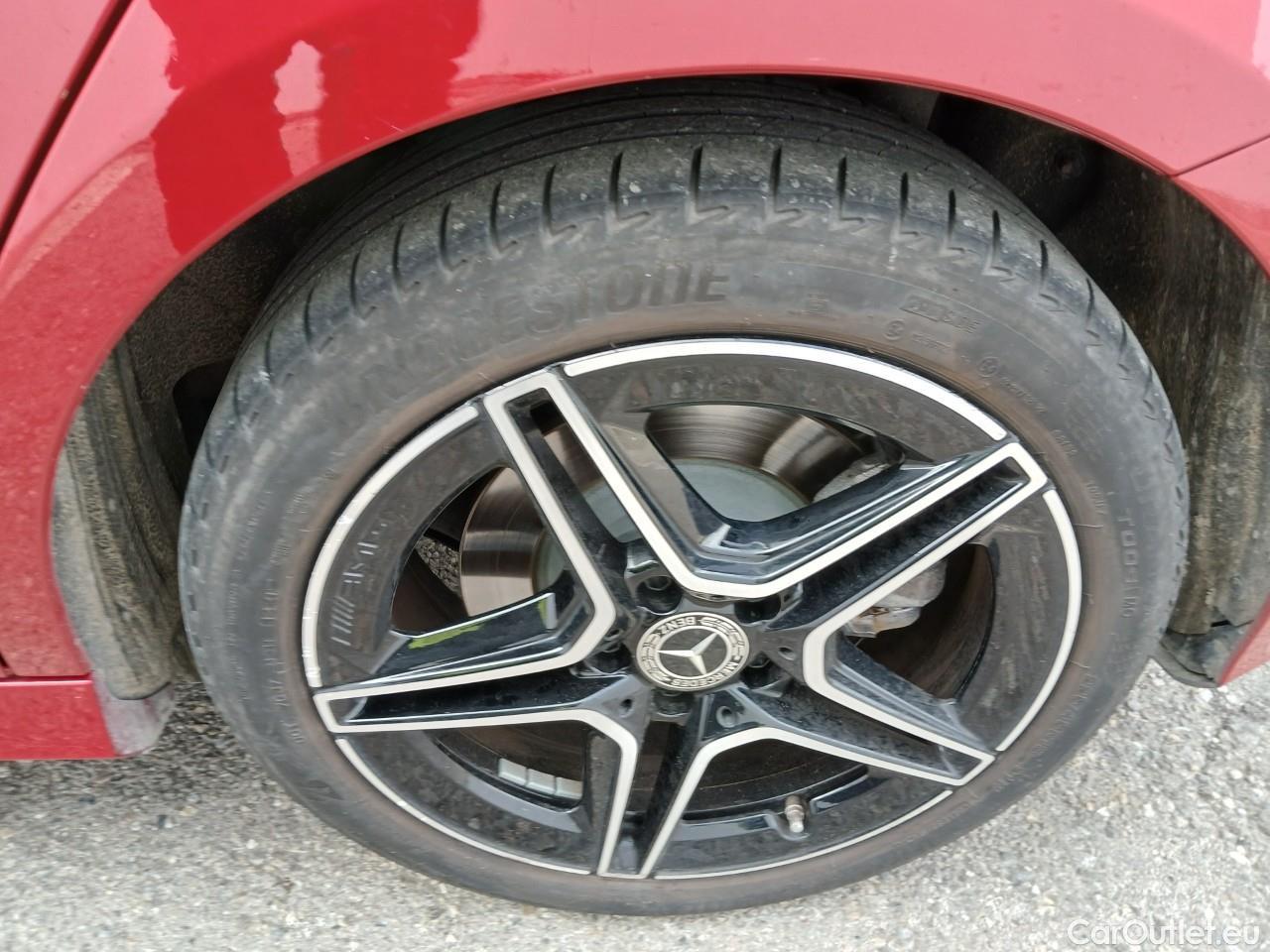  Mercedes  A-Klasse Clase A A 250 e (177.086)AMG 1.3 AMG Line 220CV AT8 E6d #18