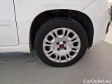  Fiat  Panda FIAT  / 2011 / 5P / BERLINA 1.2 69CV E6 EASY #17