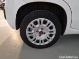  Fiat  Panda FIAT  / 2011 / 5P / BERLINA 1.2 69CV E6 EASY #18