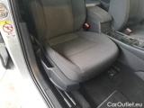  Volkswagen  Golf  VOLKSWAGEN / 2017 / 5P / BERLINA 1.6 TDI TRENDLINE BMT #14