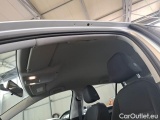  Volkswagen  Golf  VOLKSWAGEN / 2017 / 5P / BERLINA 1.6 TDI TRENDLINE BMT #102
