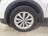  Volkswagen  Tiguan VOLKSWAGEN  / 2016 / 5P / SUV 2.0 TDI SCR 110KW BUSINESS BMT DSG #20
