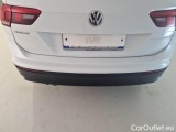  Volkswagen  Tiguan VOLKSWAGEN  / 2016 / 5P / SUV 2.0 TDI SCR 110KW BUSINESS BMT DSG #42