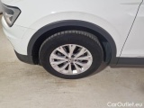  Volkswagen  Tiguan VOLKSWAGEN  / 2016 / 5P / SUV 2.0 TDI SCR 110KW BUSINESS BMT DSG #75