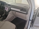  Volkswagen  Tiguan VOLKSWAGEN  / 2016 / 5P / SUV 2.0 TDI SCR 110KW BUSINESS BMT DSG #89