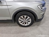  Volkswagen  Tiguan VOLKSWAGEN  / 2016 / 5P / SUV 2.0 TDI SCR 110KW BUSINESS BMT DSG #30