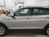 Volkswagen  Tiguan VOLKSWAGEN  / 2016 / 5P / SUV 2.0 TDI SCR 110KW BUSINESS BMT DSG #43