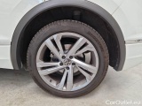  Volkswagen  Tiguan VOLKSWAGEN  / 2020 / 5P / SUV 2.0 TDI SCR 110KWR-LINE DSG #110