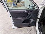  Volkswagen  Tiguan VOLKSWAGEN  / 2020 / 5P / SUV 2.0 TDI SCR 110KWR-LINE DSG #118