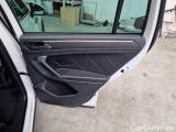  Volkswagen  Tiguan VOLKSWAGEN  / 2020 / 5P / SUV 2.0 TDI SCR 110KWR-LINE DSG #151