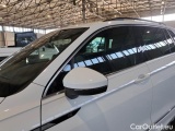  Volkswagen  Tiguan VOLKSWAGEN  / 2020 / 5P / SUV 2.0 TDI SCR 110KW R-LINE DSG 4MOTION #54