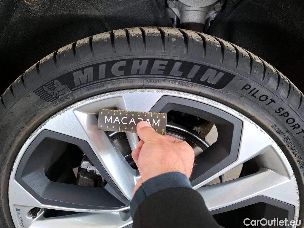  Audi  Q5  40 TDI quattro S Line 2.0 TDI 190CV BVA7 E6dT #39