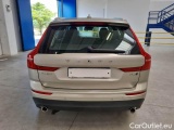  Volvo  XC60 VOLVO  / 2017 / 5P / SUV D4 AWD GEARTR. BUSINESS #35