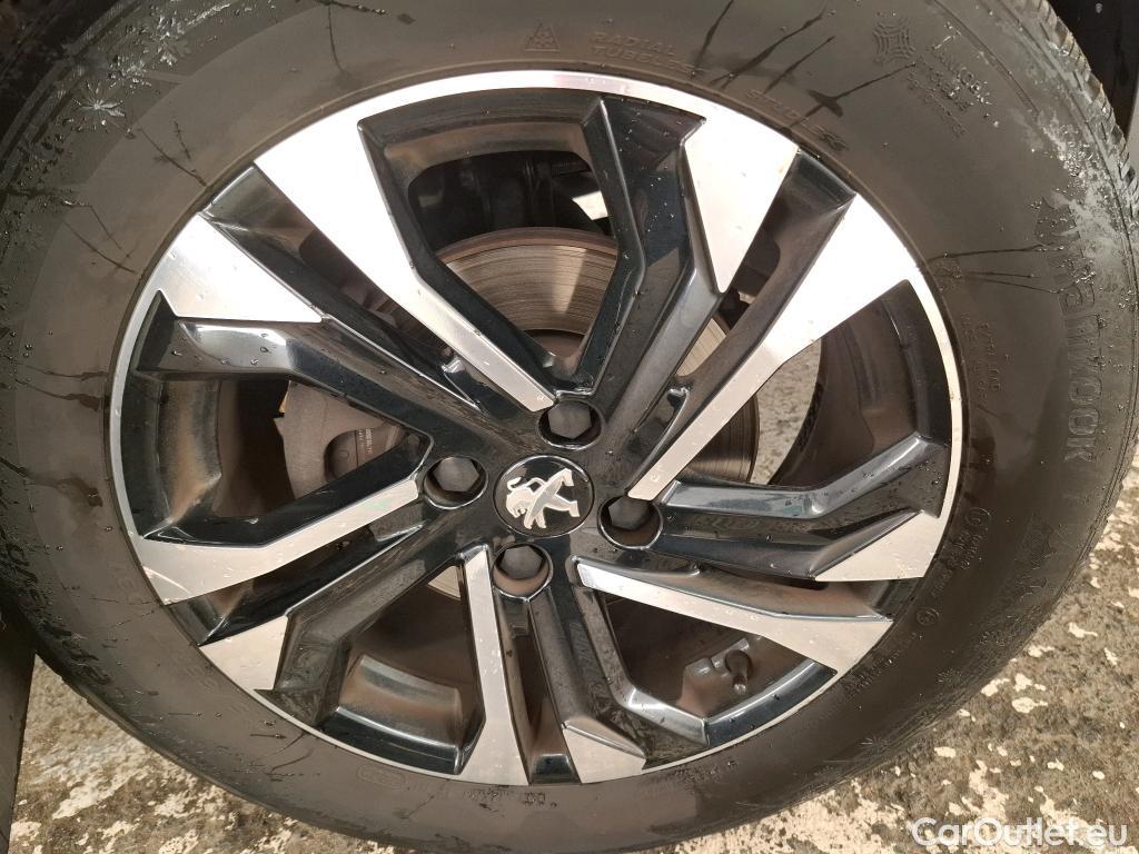  Peugeot  2008  Allure Business 1.2 PureTech 130CV BVA8 E6d #35