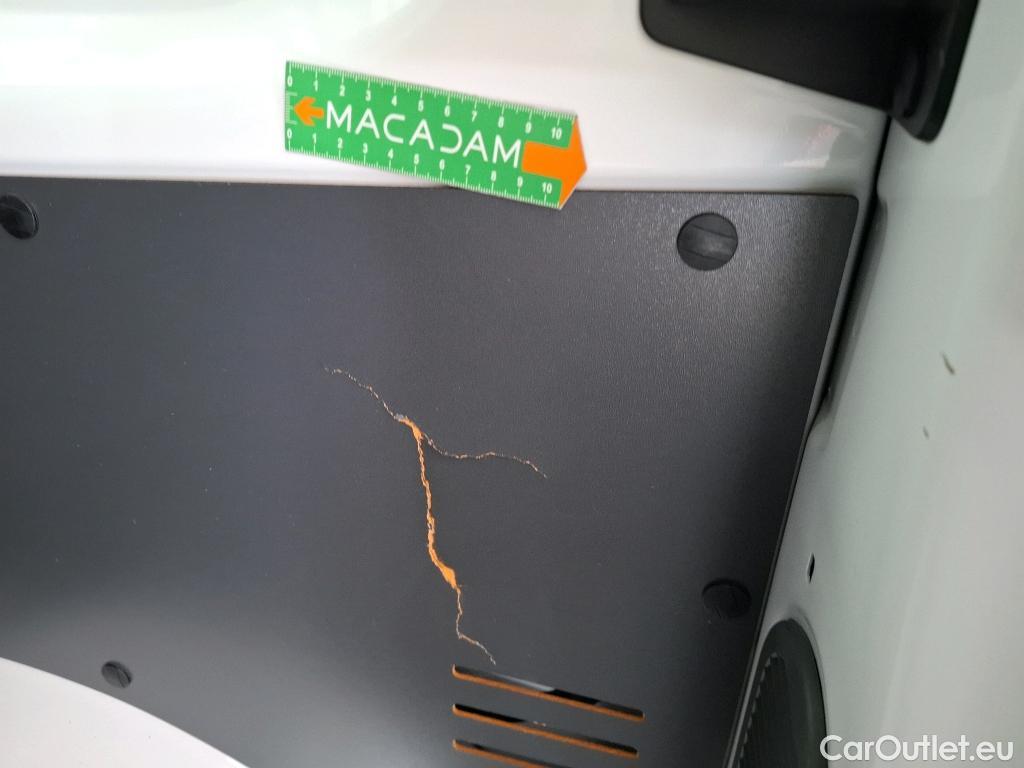  Citroen  Jumpy CITROEN  / 2016 / 4P / Combi Taille M BlueHDi 120 S&S BVM6 Confort #2