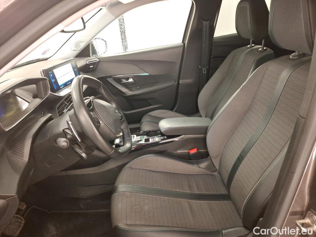  Peugeot  2008  Allure Business 1.2 PureTech 130CV BVA8 E6d #26