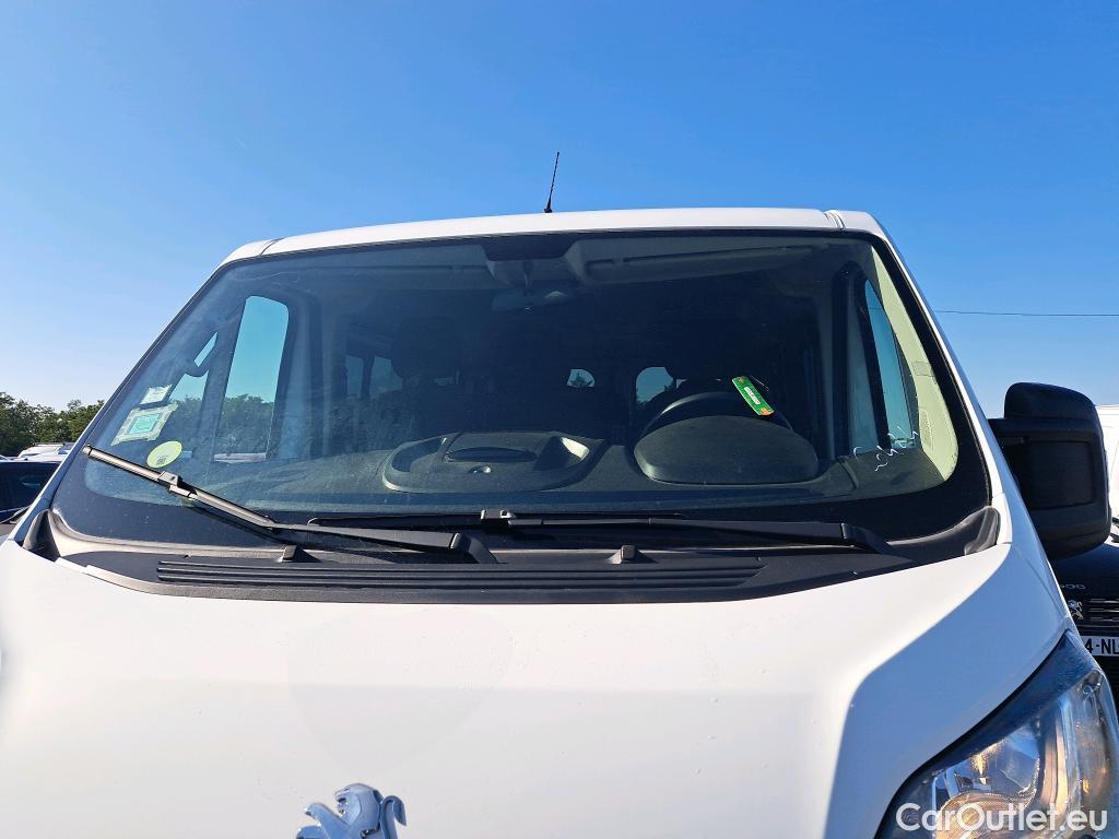  Peugeot  Boxer PEUGEOT  4p Combi 2 0 BLUEHDI 130  330 L1H1 ACTIVE #8