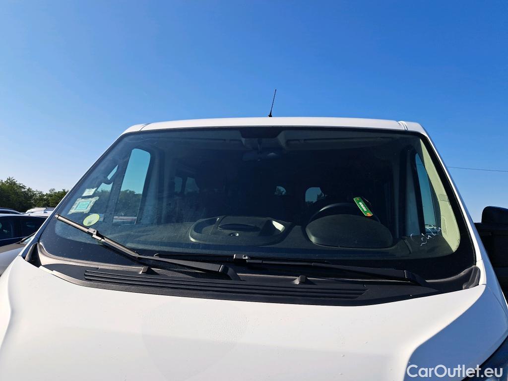  Peugeot  Boxer PEUGEOT  4p Combi 2 0 BLUEHDI 130  330 L1H1 ACTIVE #1