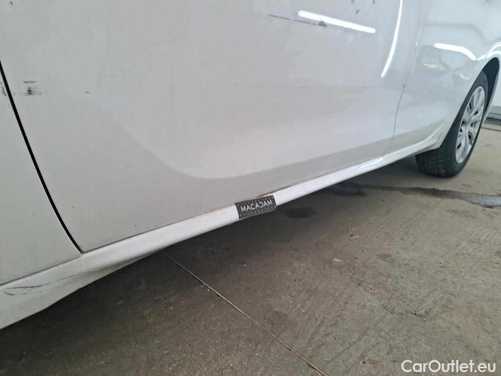  Peugeot  208 PEUGEOT  5p Berline 1 6 BlueHDi 75 Active #1