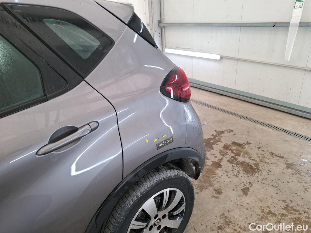  Renault  Captur RENAULT  5p Crossover Business dCi 90 EDC - 18 #17