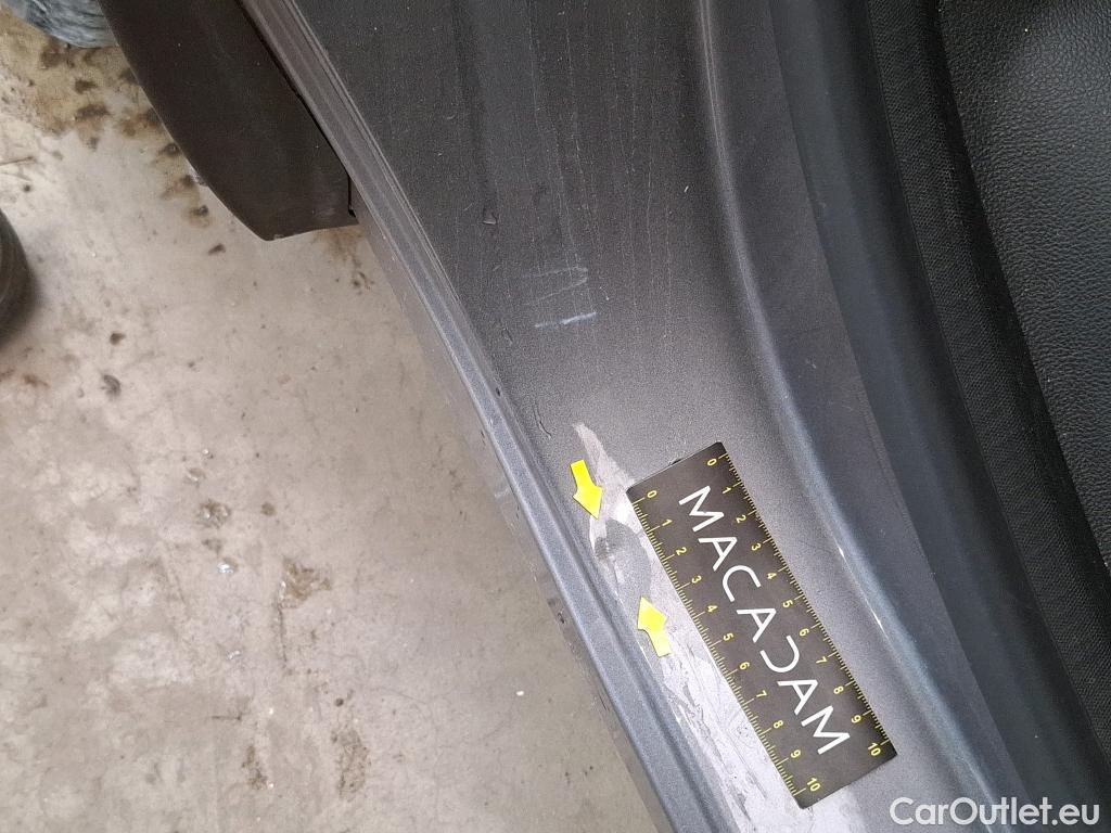  Renault  Captur RENAULT  5p Crossover Business dCi 90 EDC - 18 #16