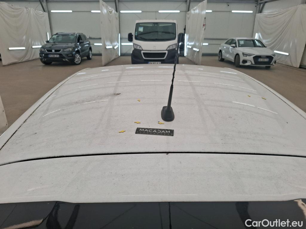  Peugeot  208  Active Business 1.2 PureTech 100CV BVM6 E6d #1